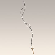 Krippenzubehör · Papstkreuz als Halskette Nr. 434700S