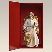 Engelfigur mit Mädchen aus Holz in Geschenkbox